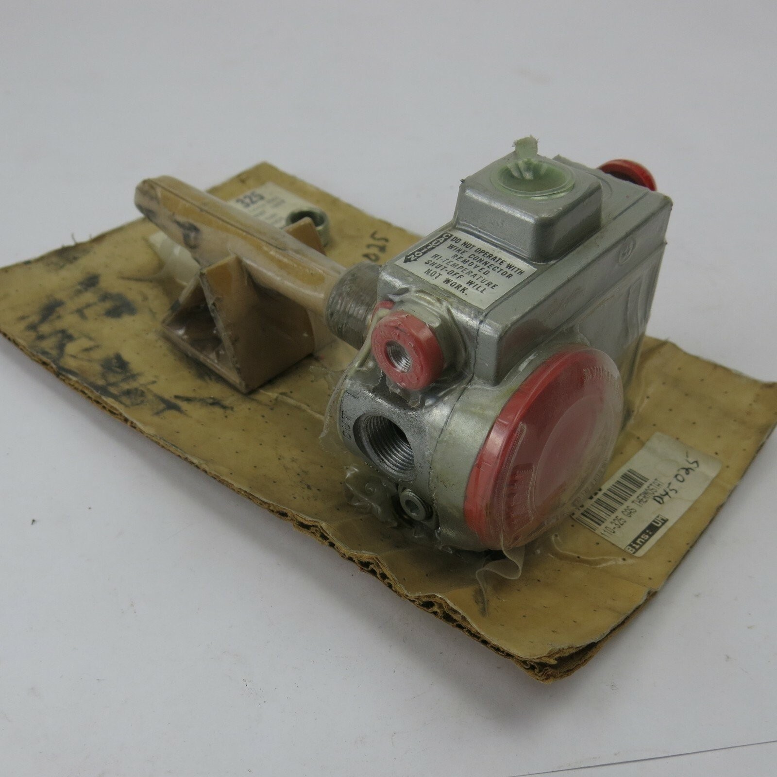 WATER HEATER CONTROL W/ECO ( VW 110 325 ) BY ROBERTSHAW Brand New