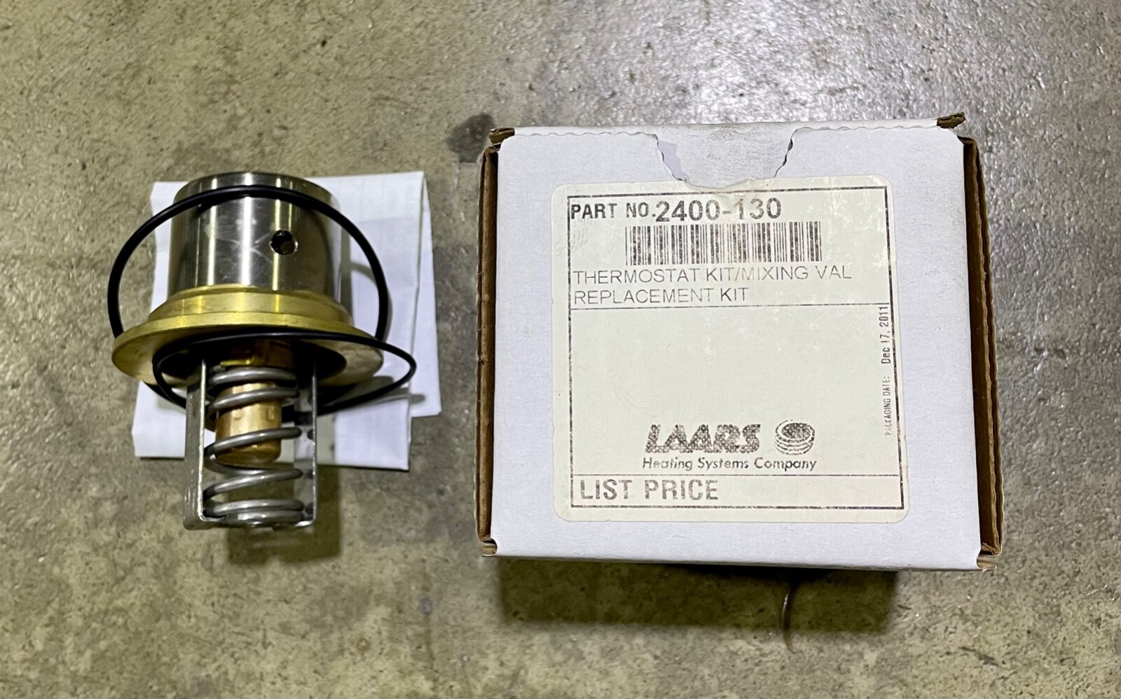 Teledyne / Laars 2400-130, Thermostat kit with mixing valve