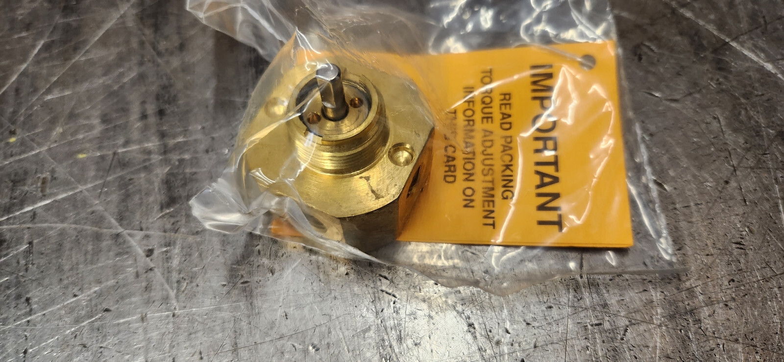 SWAGELOK WHITEY B-43YF2-125 3398 1/8″ NPT, Brass 4-Way Ball Valve NEW NO LEVER