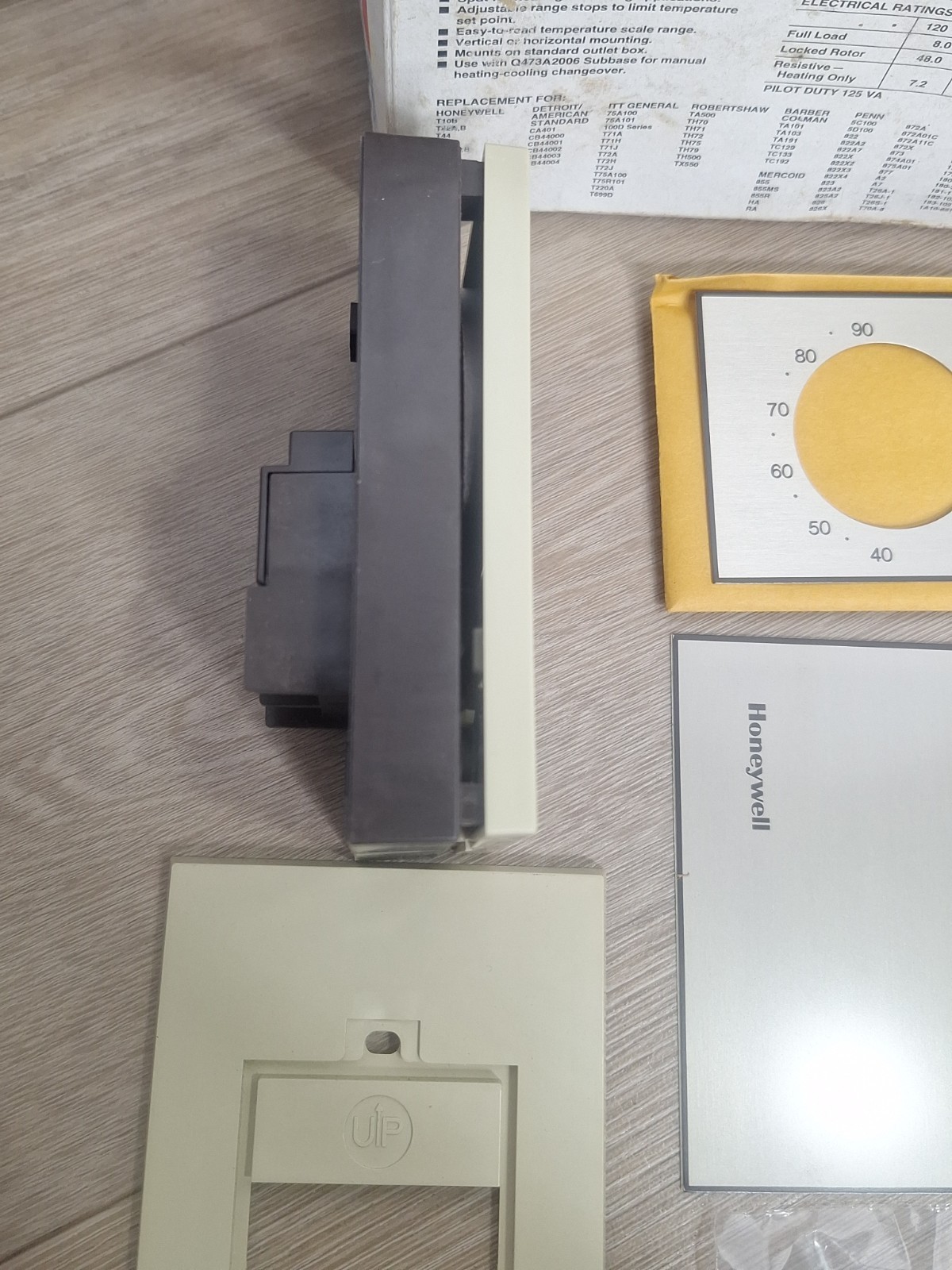 New Honeywell T651 A 2028 / T651A2028 Line Voltage Heat-Cool Thermostat