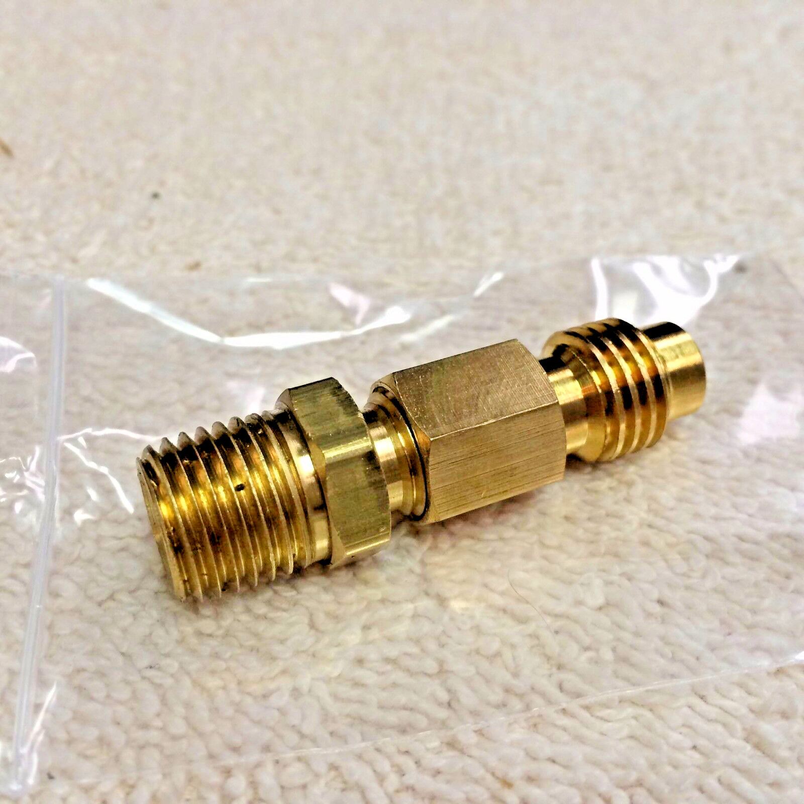 Refrigeration Adapter, 1/4″ N.P.T. male x 1/2″ ACME (R134A) Male, AD48 & W30-2