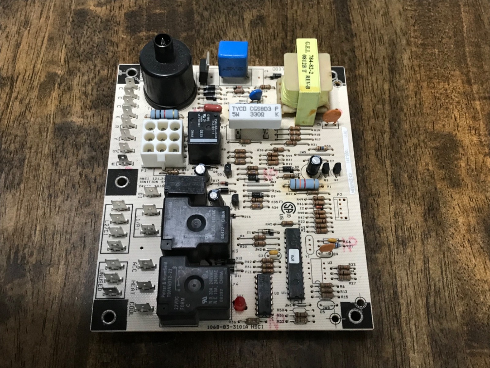 Rheem Ruud 62-23599-04 Furnace Control Board 1068-311 used