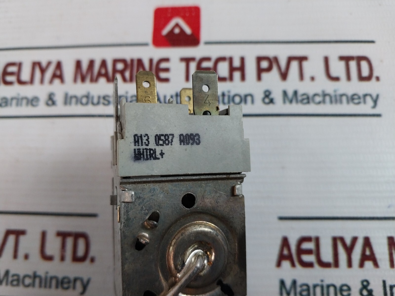 Whirlpool 4812 282 38078 Thermostat