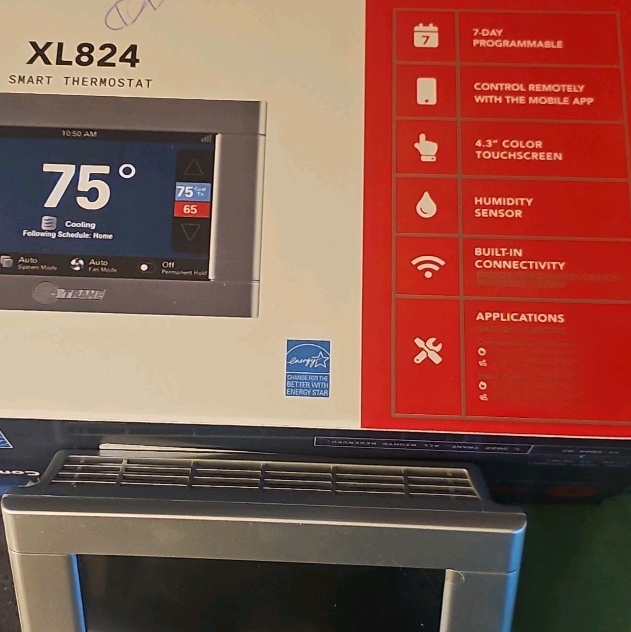 Trane XL824 Smart Thermostat 4.3in Touchscreen Wi-Fi Z-Wave 7-Day Humidity