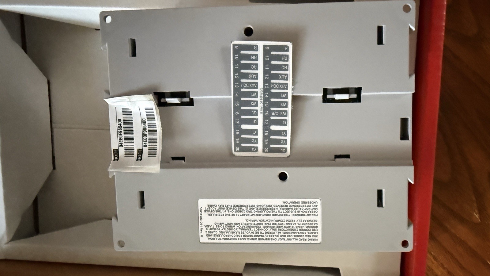 Honeywell YCRL6438SR1000 LCBS Connect Controller and Commercial Thermostat