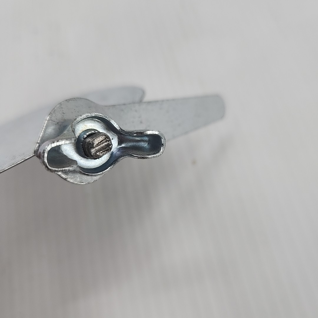 4″ Round Damper c/w Key [109]