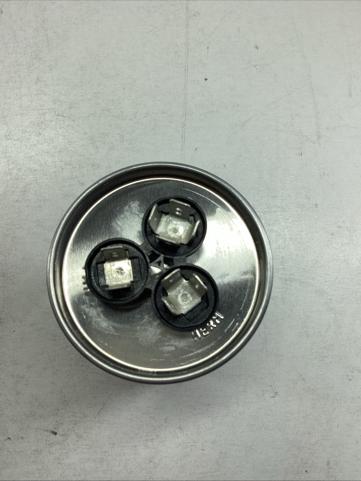 PROTECH Capacitor 70/10/370 Dual Round Metal Finish 43-26271-47