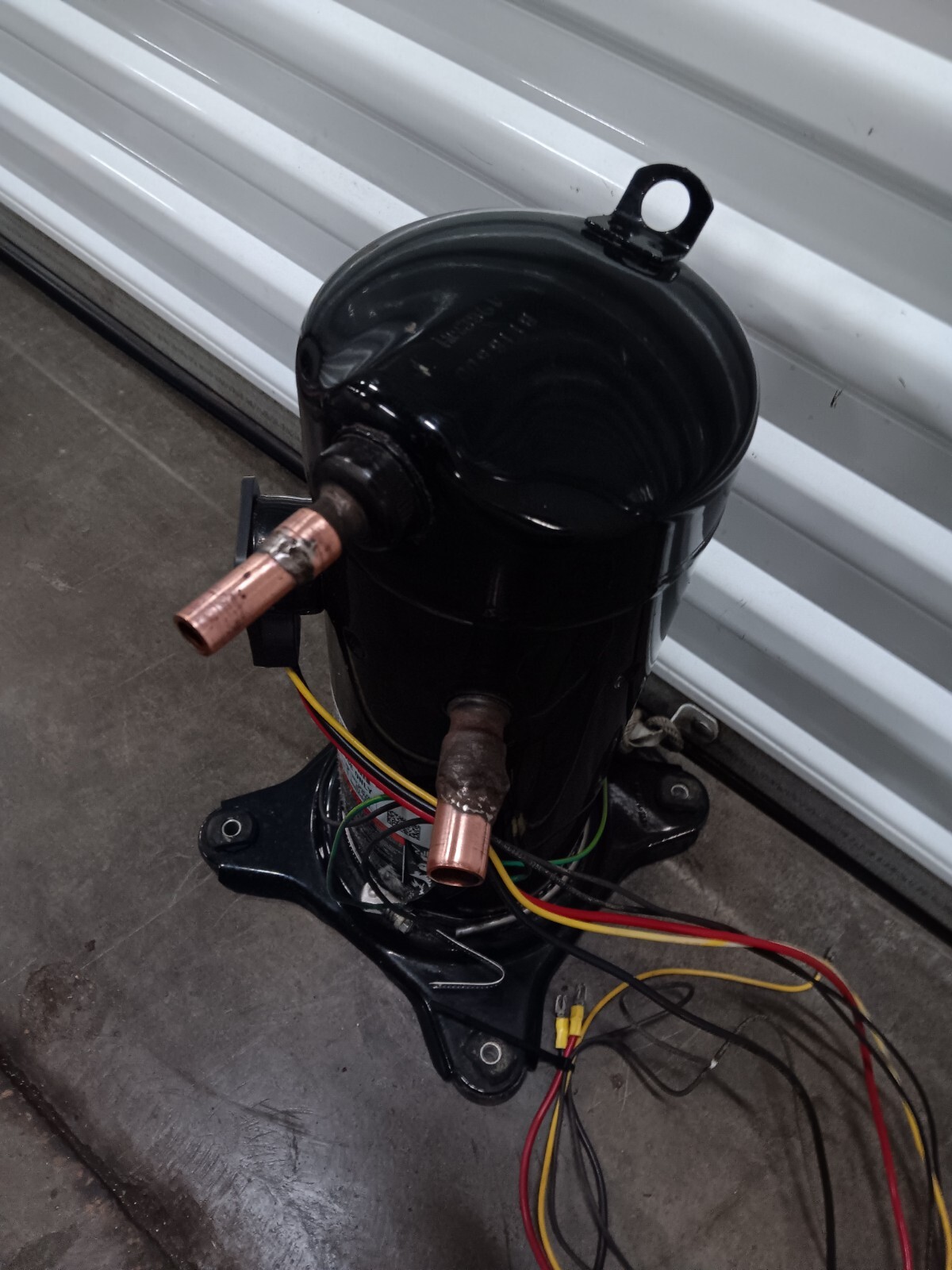 Copeland 2.5 Ton Scroll Compressor ZP31K5E-PFV-130 R410A 220V 1 PH used (S8T5)