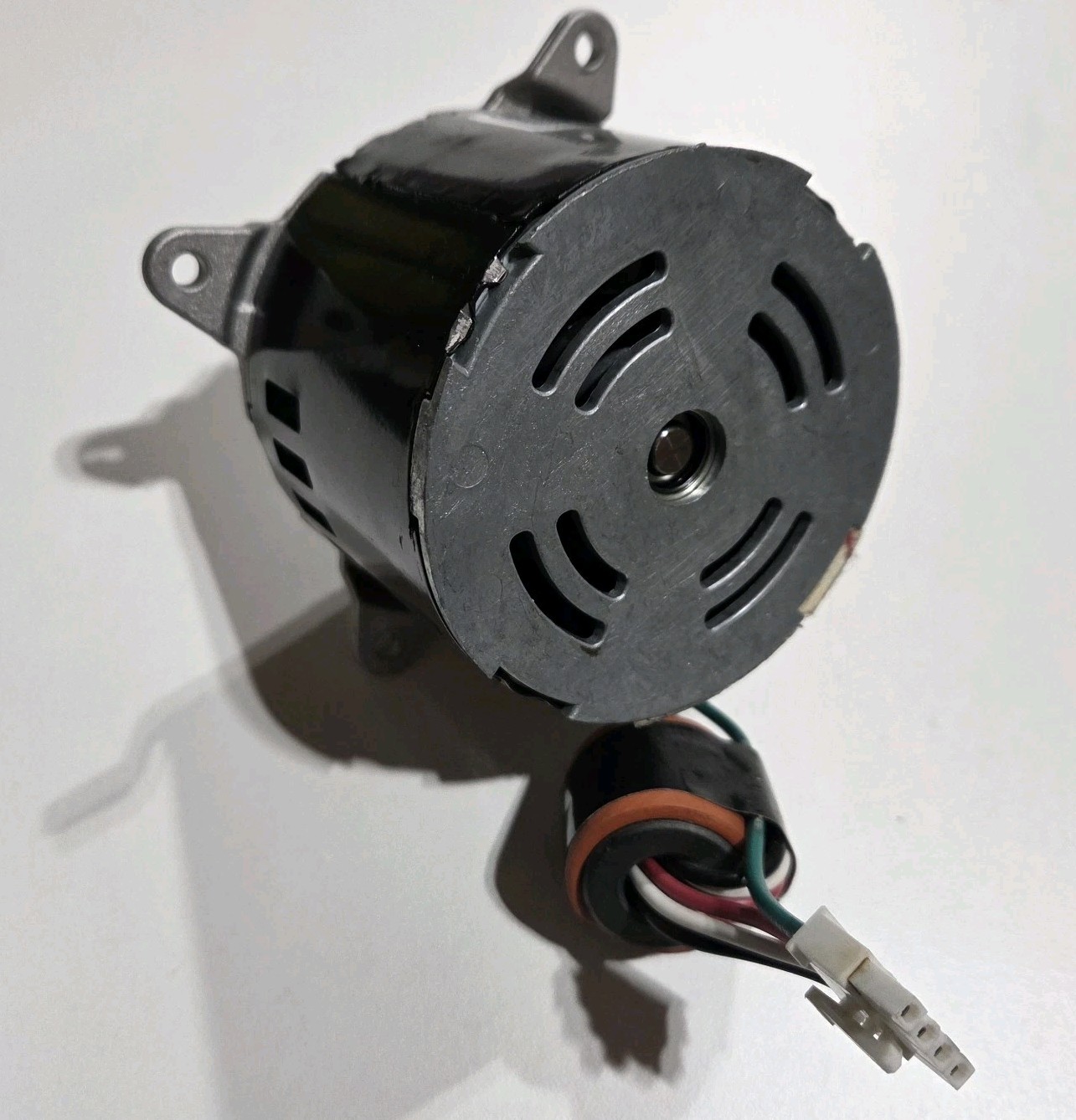 71500178 HC24CN117 81104165 inducer motor not tested sold as is