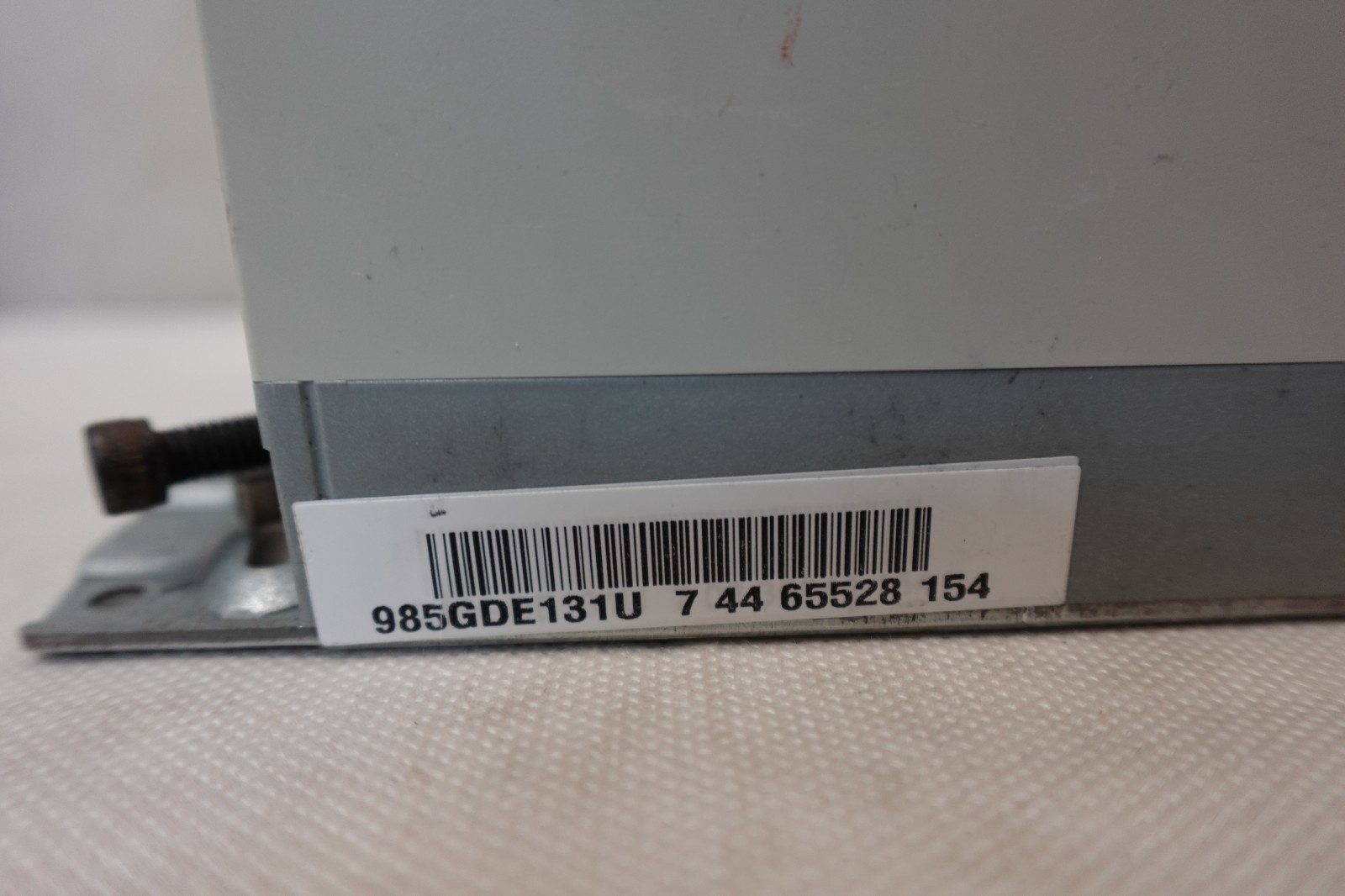 Siemens GDE131.1U OpenAir Damper Actuator 24V 44-in-lb 3-Position NEW NO BOX
