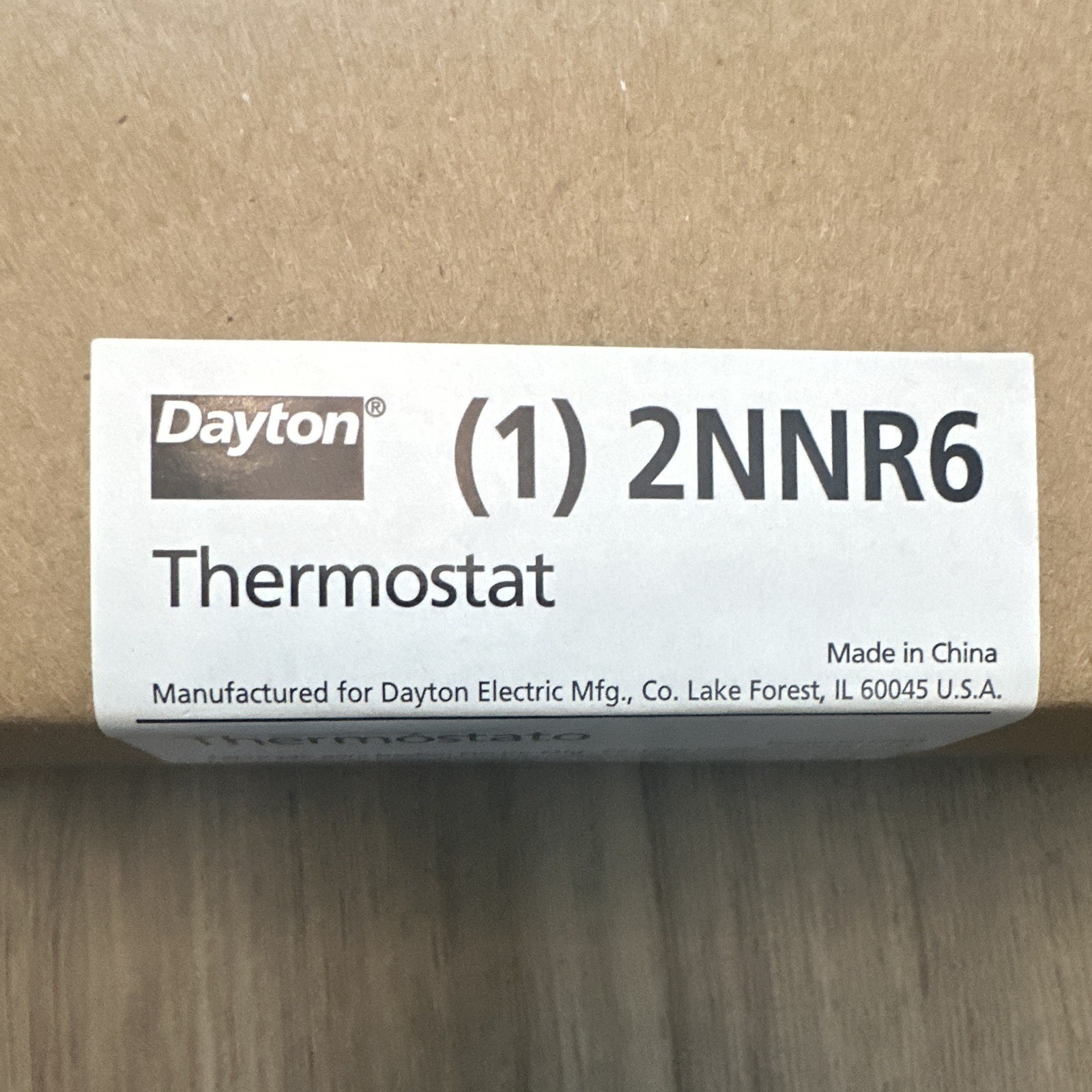 Dayton 2NNR6 Non-Programmable Dial Thermostat, Wall-Mounted, Heat-Off Control