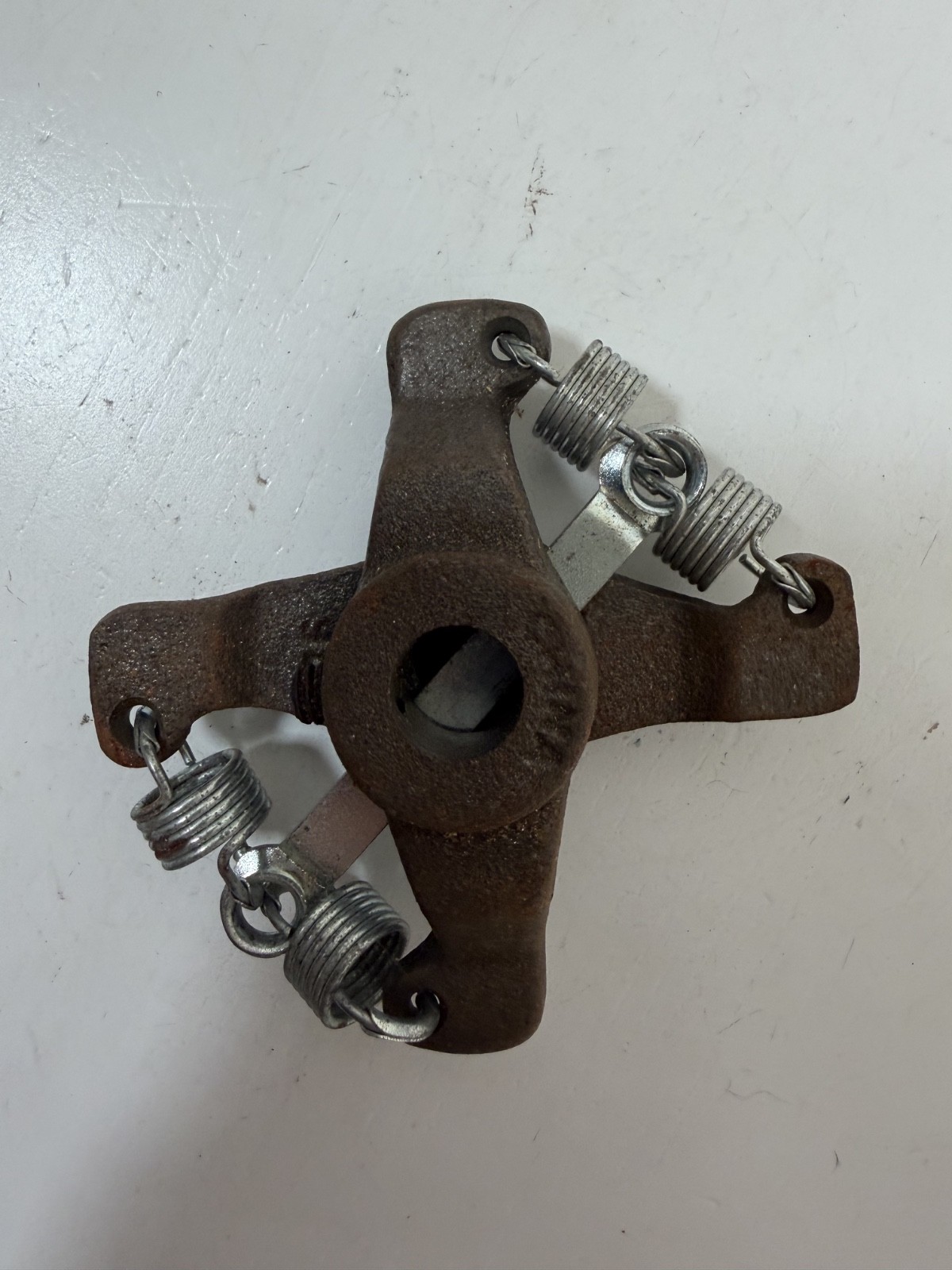 Bell & Gossett Coupler Coupling Cast Iron Assembly fits all Series 100