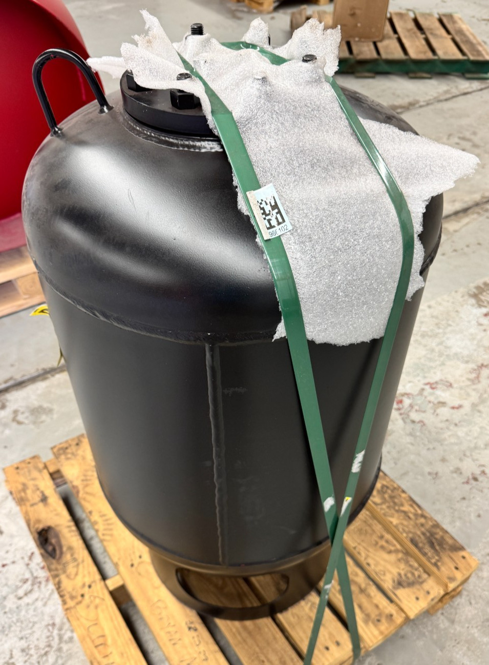 GRUNDFOS GFXA-130 Thermal Expansion Tank, 35-Gallon, ASME Code Vessel