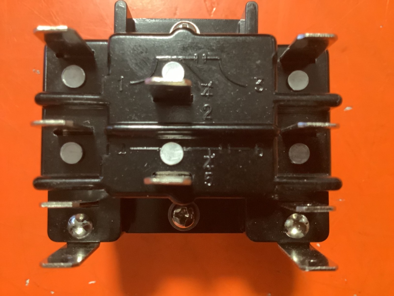 90-340 Switching Fan Relay DPDT 24 Volt Coil also replaces Honeywell R8222D1014