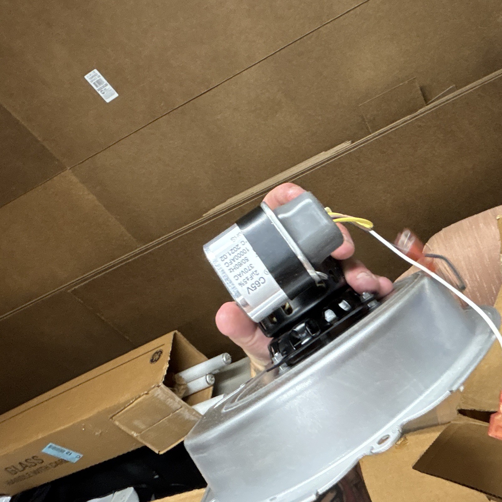 Goodman Inducer Motor Assembly With Capacitor And Fan Blade.