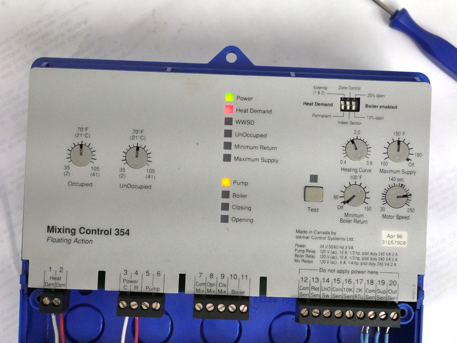 Tekmar 354 Outdoor Reset Mixing Control USED FOR PARTS