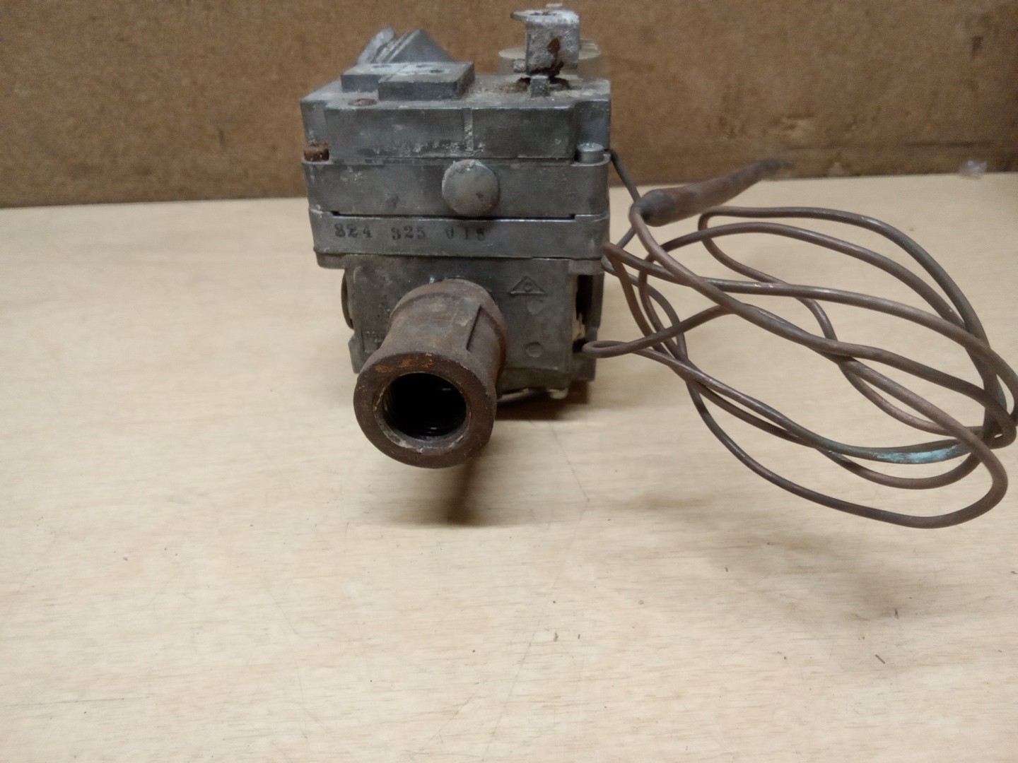 Robertshaw Unitrol 700AS 324-325-015 Hydraulic Combination Gas Valve
