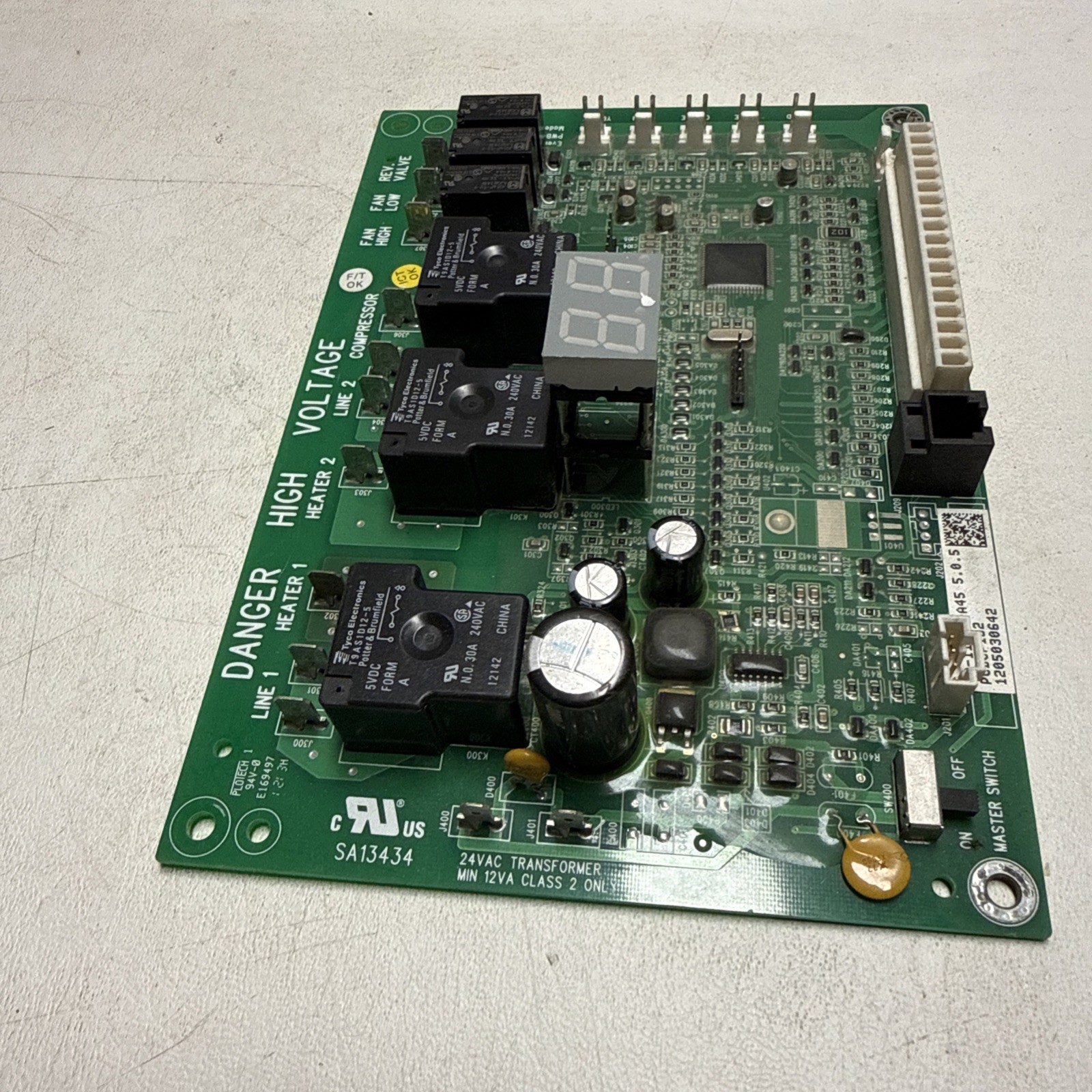 Amana PCBCP132 40-1129Q-A45 1205030642 Control Board
