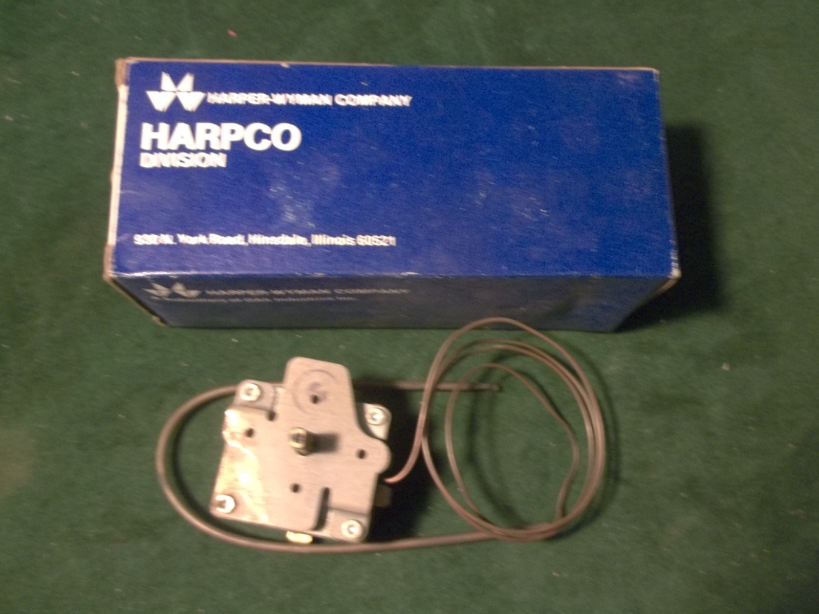 Harpco Single Pole elect Range Thermostat w/Auto Preheat- 6704G0013 New~Aisle E