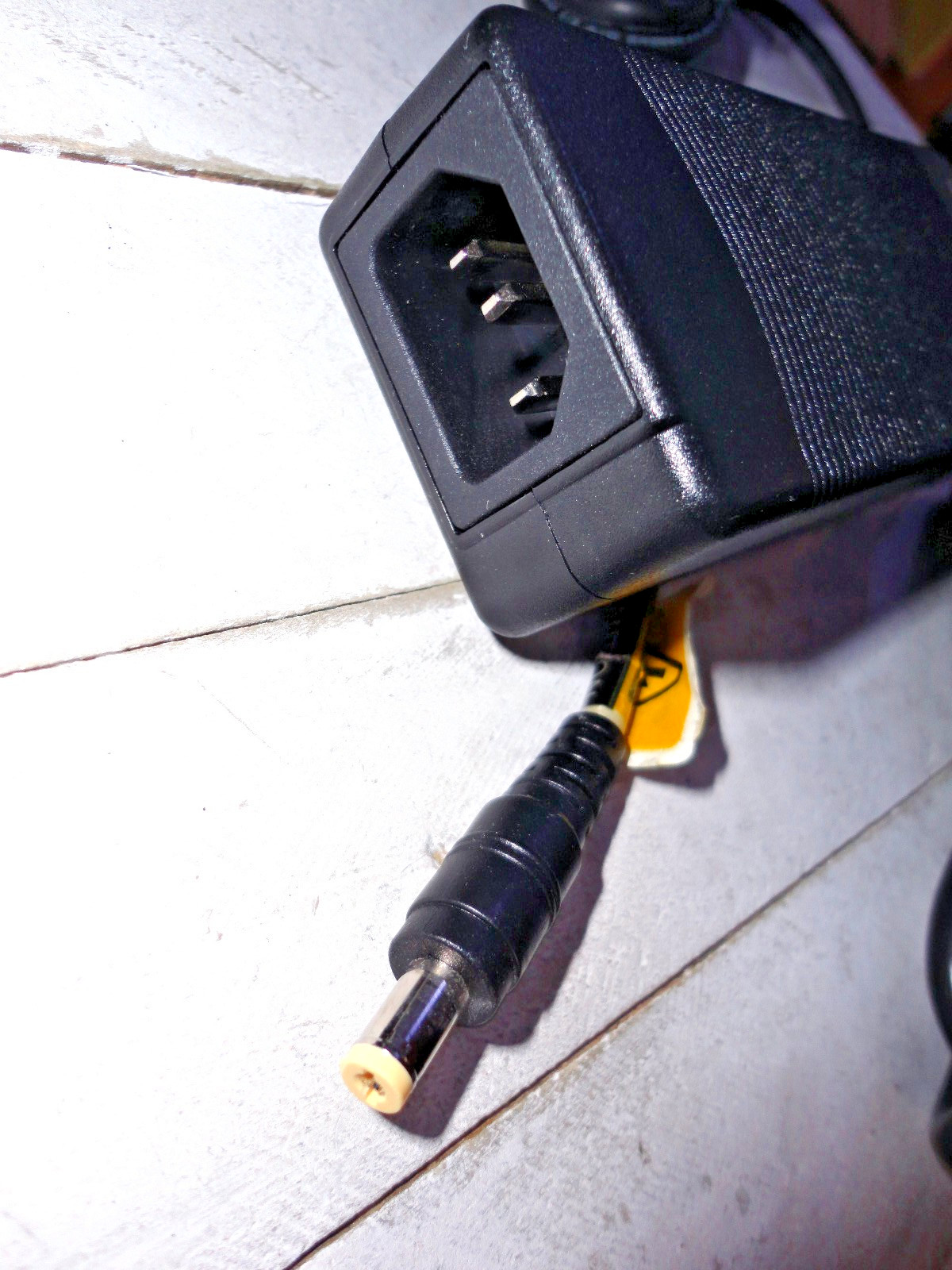 OEM / Genuine GVE Power Supply GM60-480137-F AC/DC Adapter 48V 1.37A + Plug