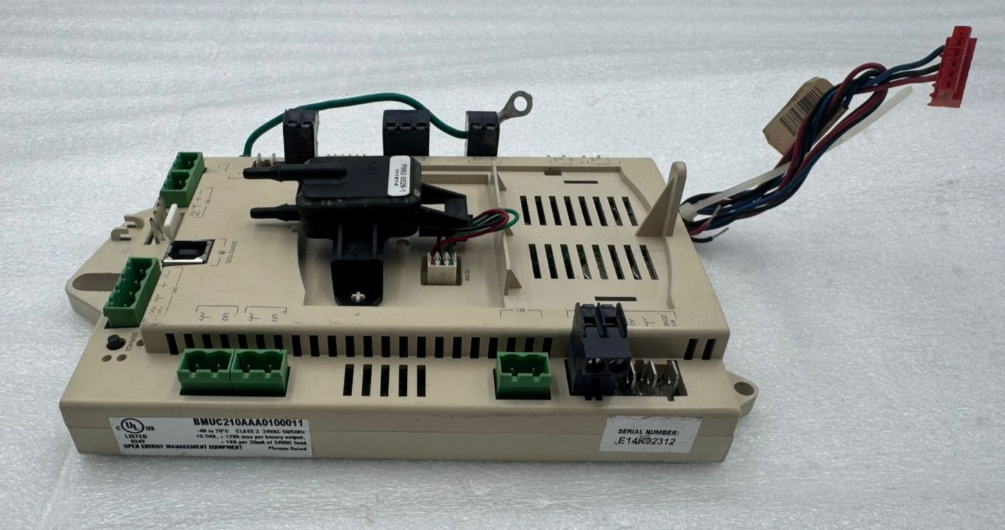 TRANE UC210 BMUC210AAA0100011 CONTROLLER