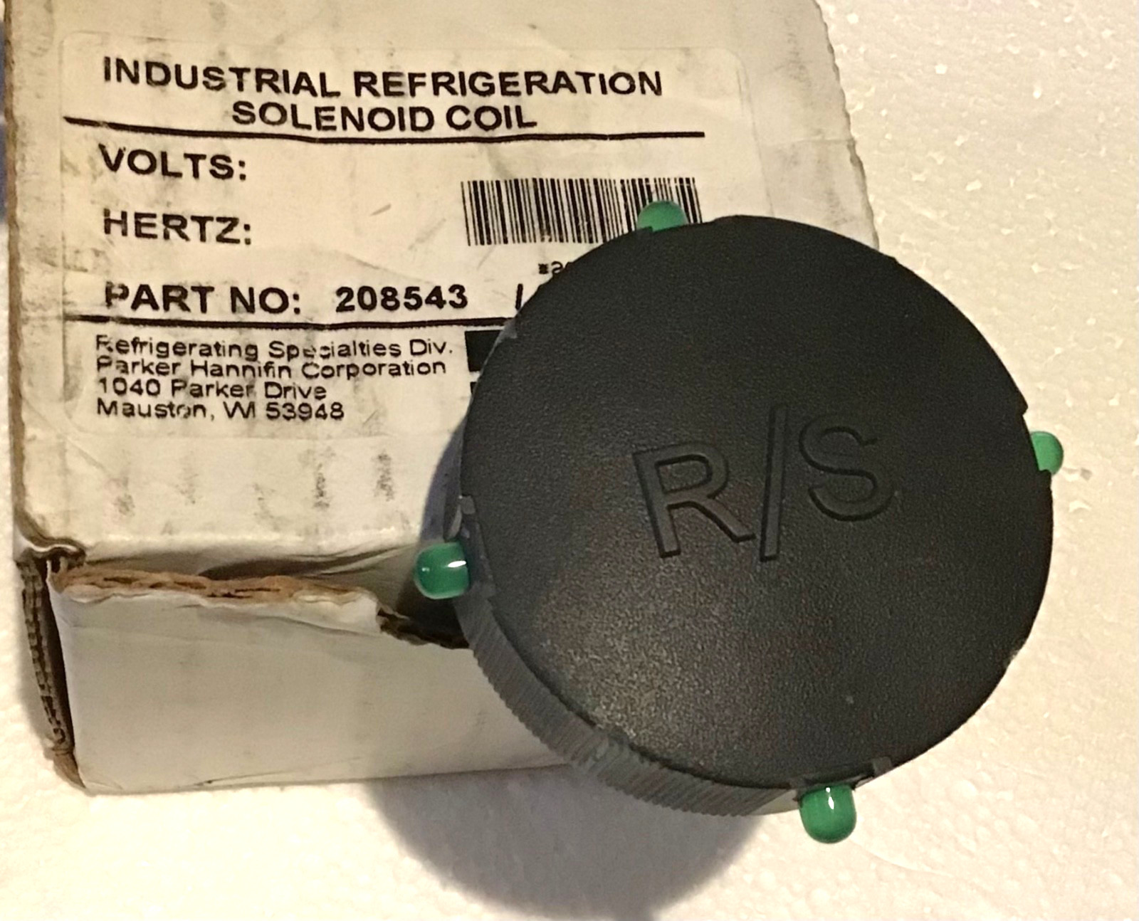 NIB Parker Industrial Refrigeration Solenoid Coil Part# 208543 Green.