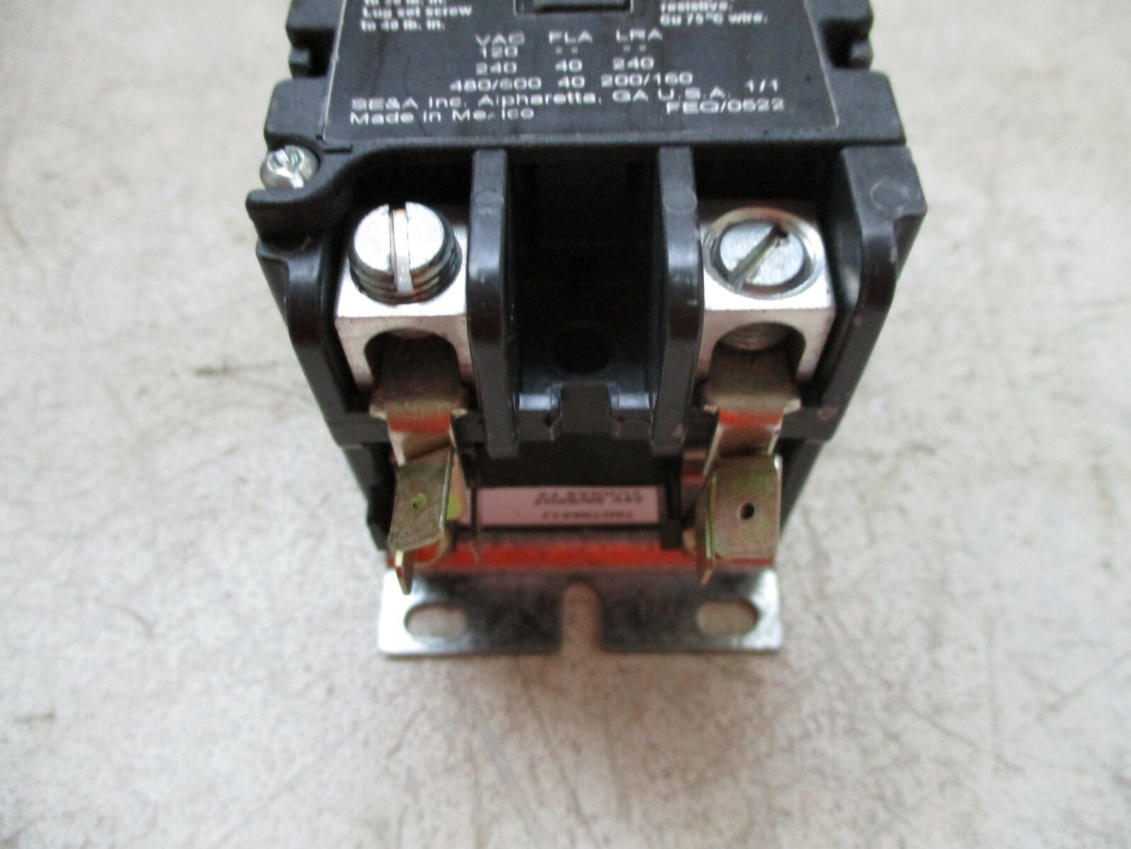 Emerson Liebert E-011C Siemens 42CF15AJAJC Contactor 24V Coil USED FREE SHIPPING