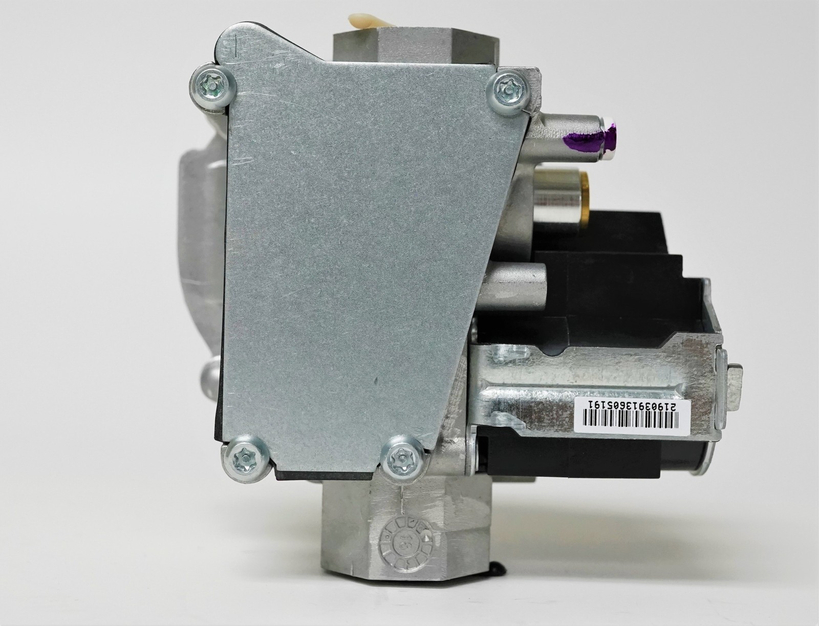 36G22-254 White-Rodgers Gas Heating Furnace Valve for Goodman 0151M00013
