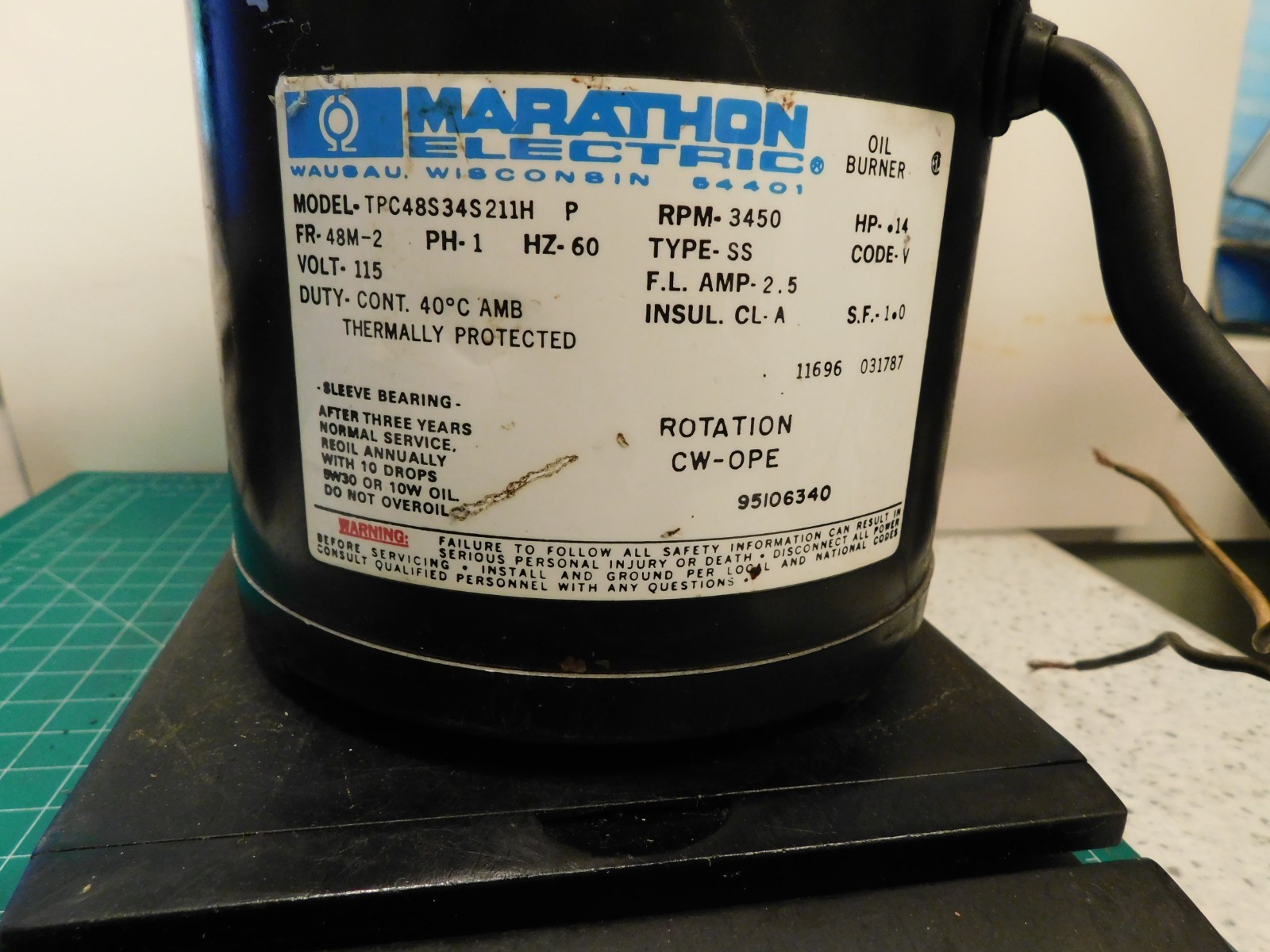 Marathon .14hp 115v 3450rpm 60hZ Type SS Code V 1-Phase Motor w/Fan Tested