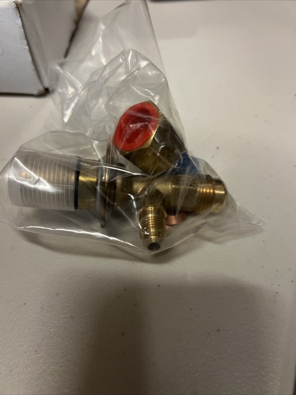 Parker Pressure ExpansionValve 040085-06 A2 2X4SAE W/FA&GParker