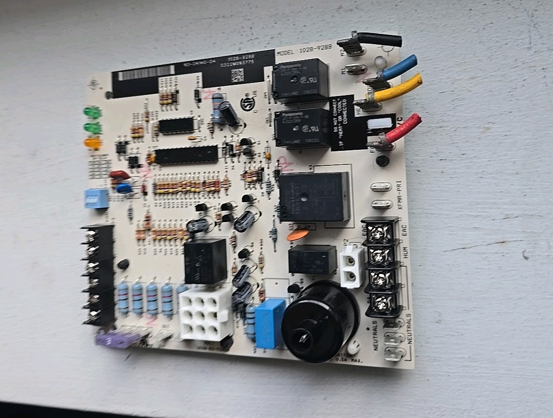 62-24140-04, 1028-83-9285A, 1028-928B OEM Control Board Rheem Furnace. Num#414