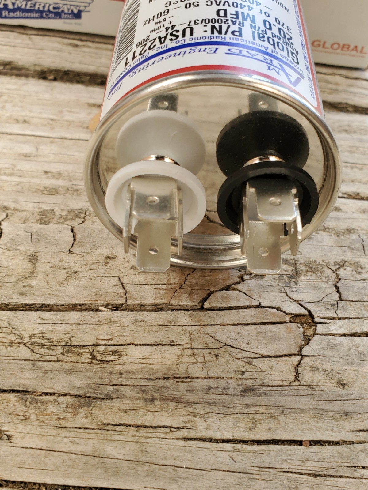AmRad USA2211 Round Run Capacitor 20 uF MFD 370 / 440 Volt Made in USA