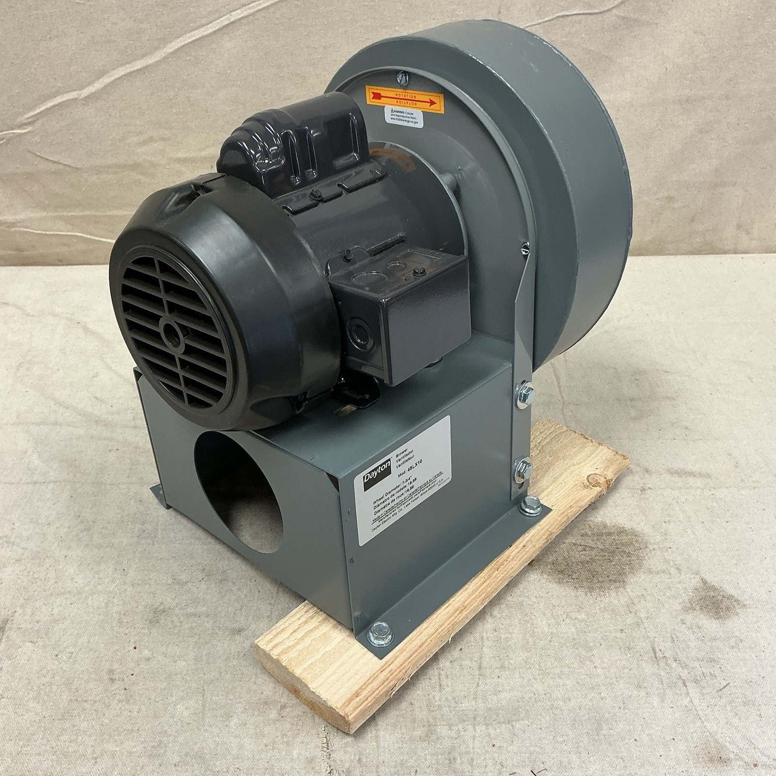 DAYTON 48LX10 High Pressure Blower 7 3/4″ Wheel 70cfm 1/3hp