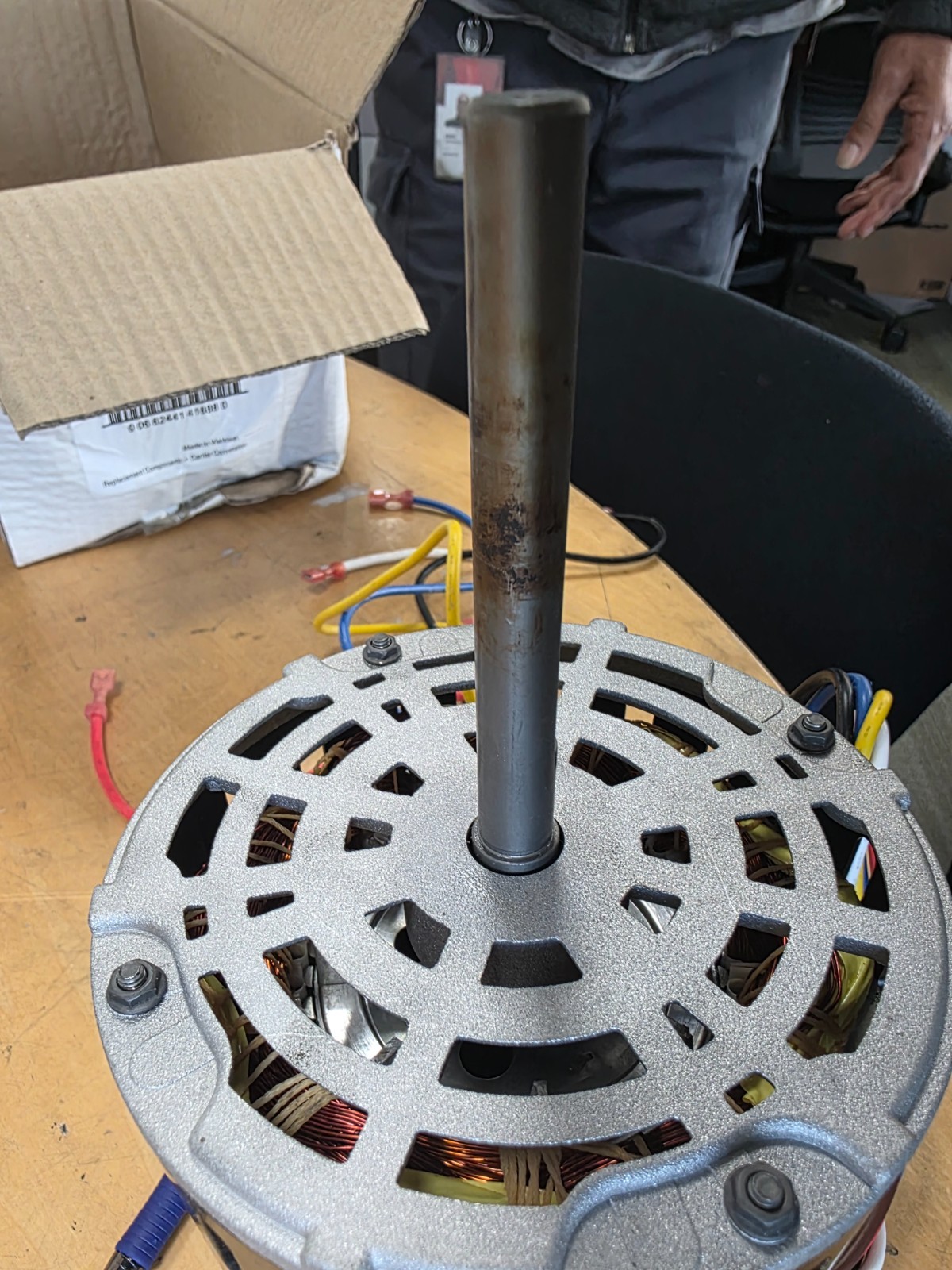 Carrier HC45AE118 Blower Motor / With optional Belly Band