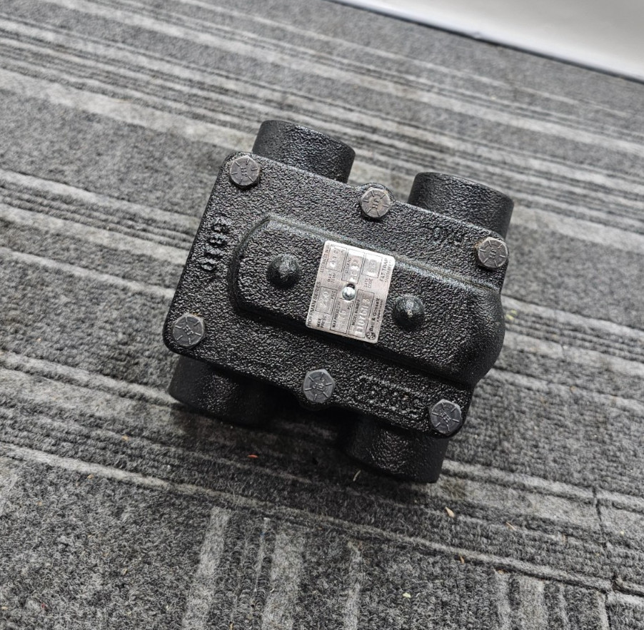 BELL & GOSSETT FT075H-3 Steam Float & Thermostatic Trap Cast Iron 75 psi