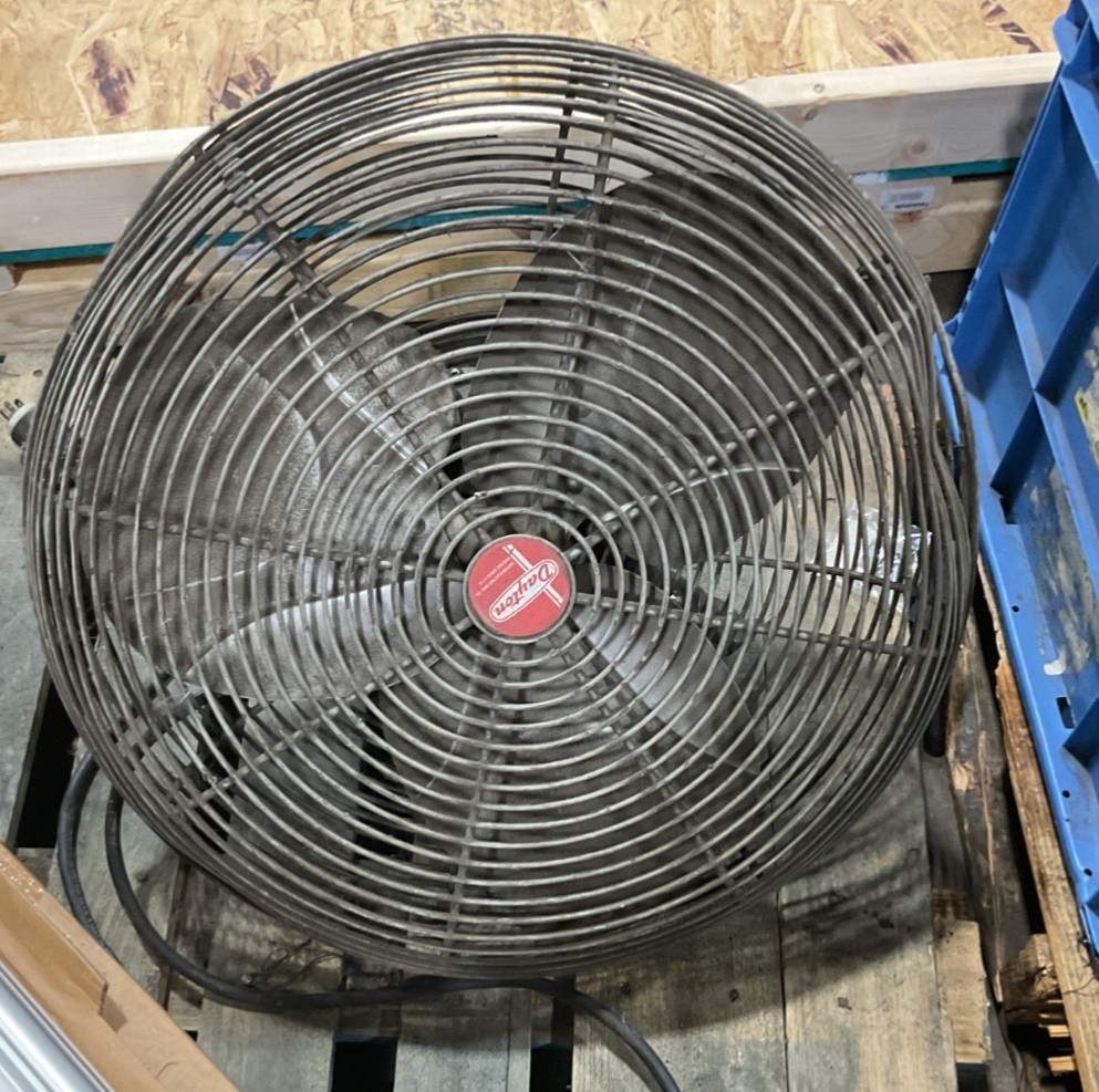 DAYTON STAND FAN #325KT