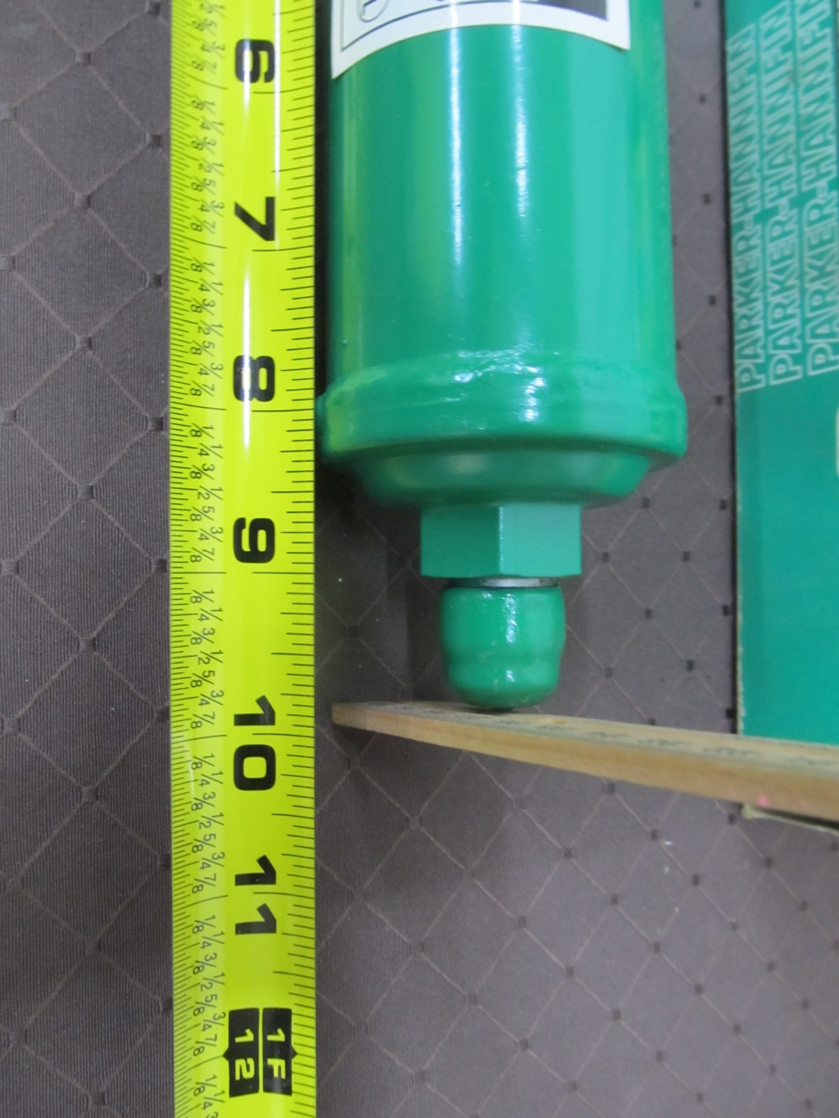 Parker 304 Filter/Dryer, 1/2 In Flare R-12 / 5 TONS R-22 7 ½ TONS