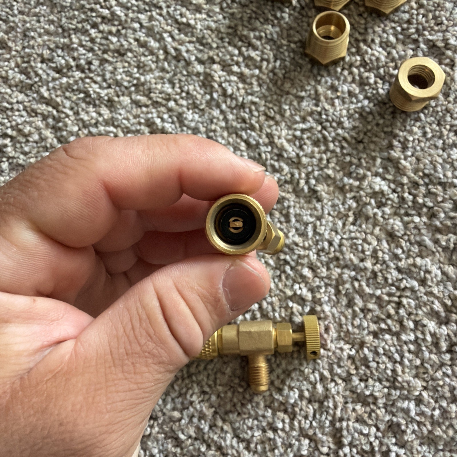 Mini Split Adapter 5/16 to 1/4 SAE Flare R410A Brass for HVAC Manifold Gauge