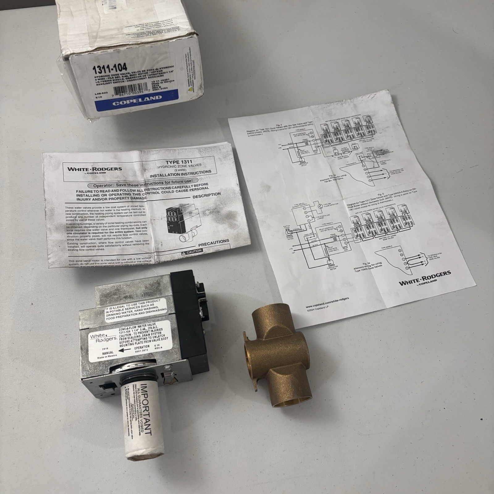 White Rodgers 1311-104 1-1/4″ Zone Valve (Open Box)
