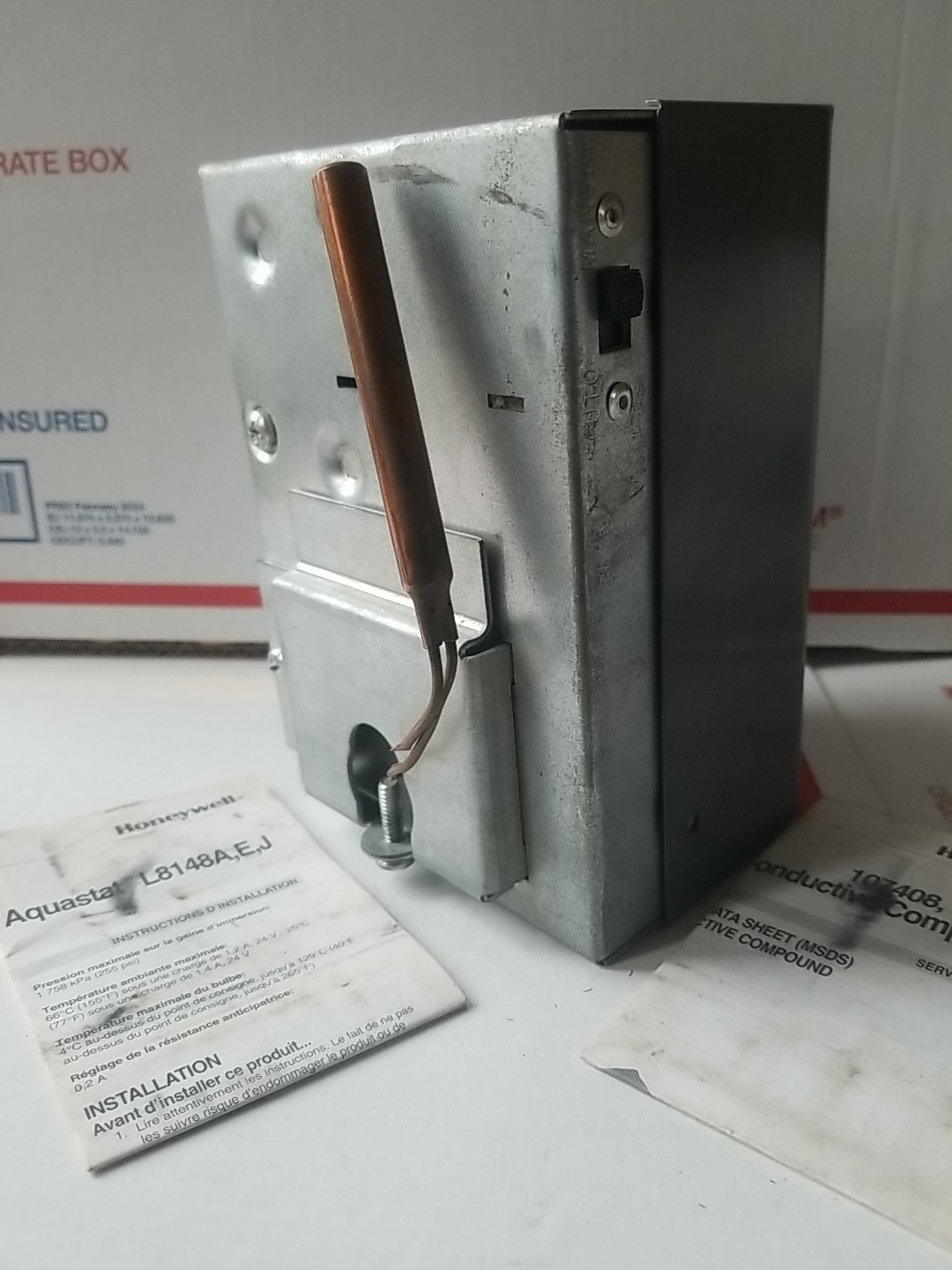 Honeywell L8148 J 1009 Aquastat Relay