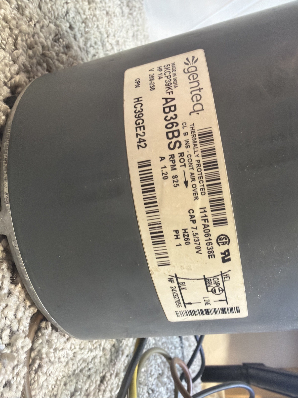 Carrier Genteq Condenser Fan Motor HC39GE242 5KCP39KFAB36BS 1/4 HP 825 RPM 230V