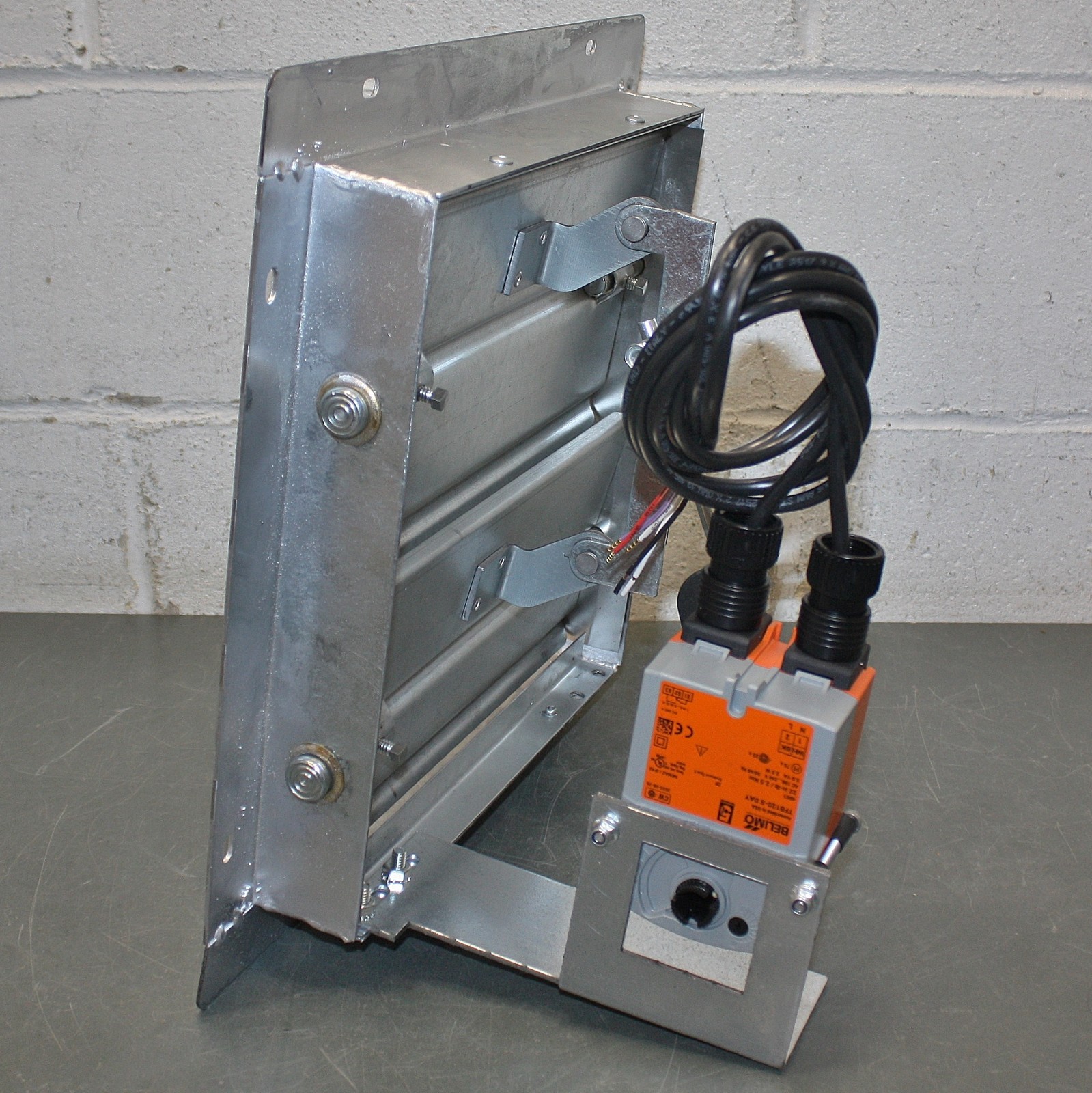 Dayton Motorized Control Damper 3HHP3, 12″ Square, 100-240V AC, Belimo Actuator