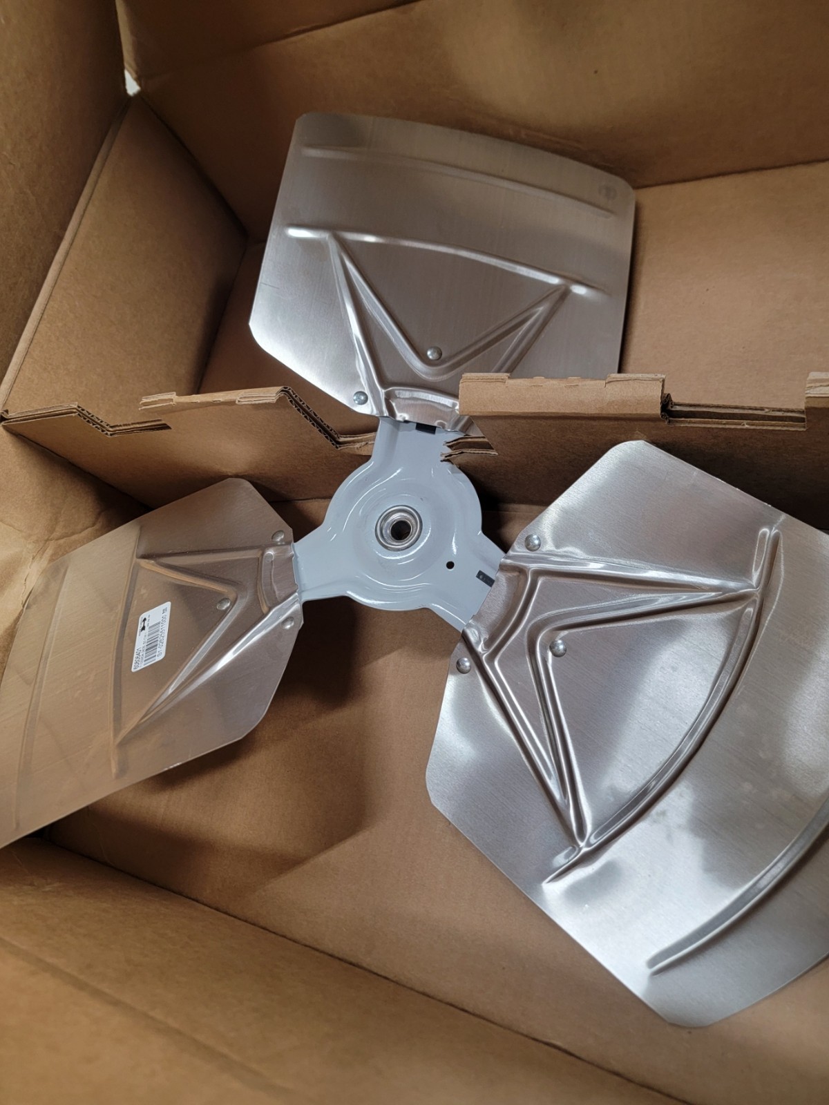 York Propeller Fan,24 In,Cw,3-25,1/2 In S1-02625511000 – Genuine OEM Replacement