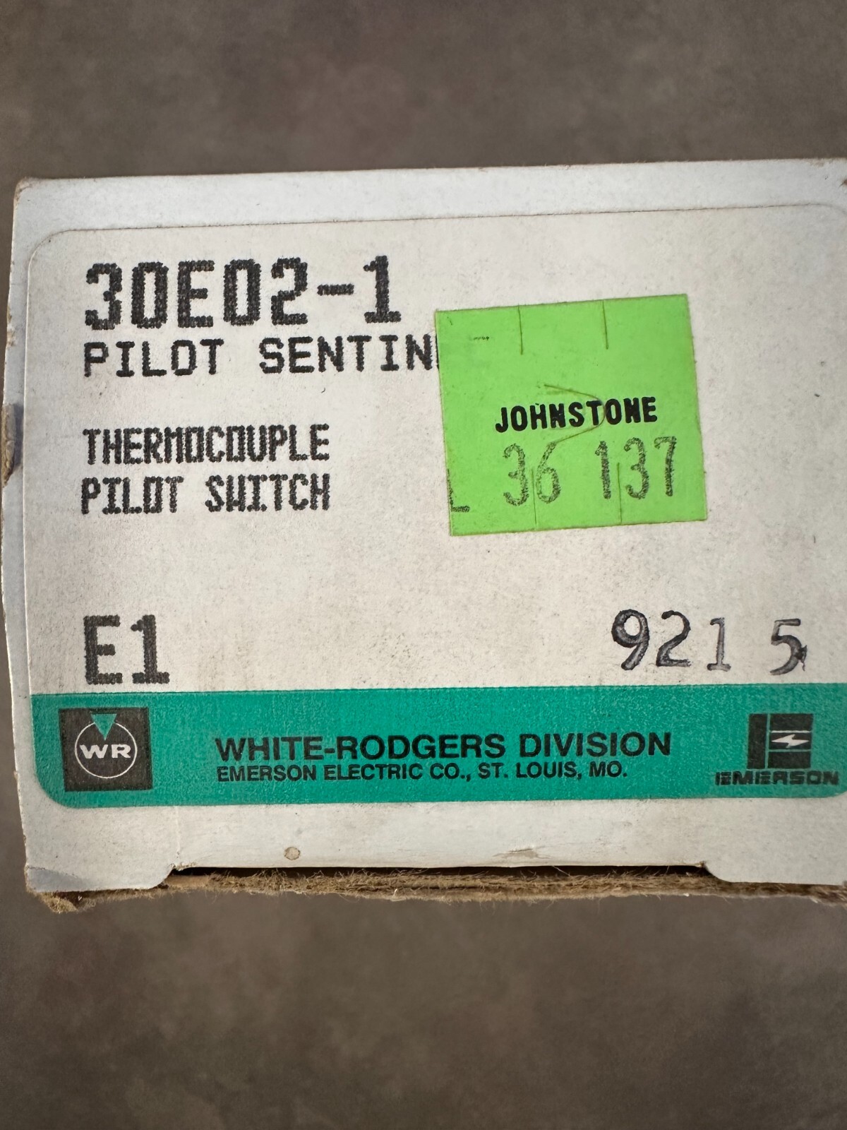 White-Rodgers-Emerson 30E02-1 / 30E021 (NEW IN BOX), L36-137
