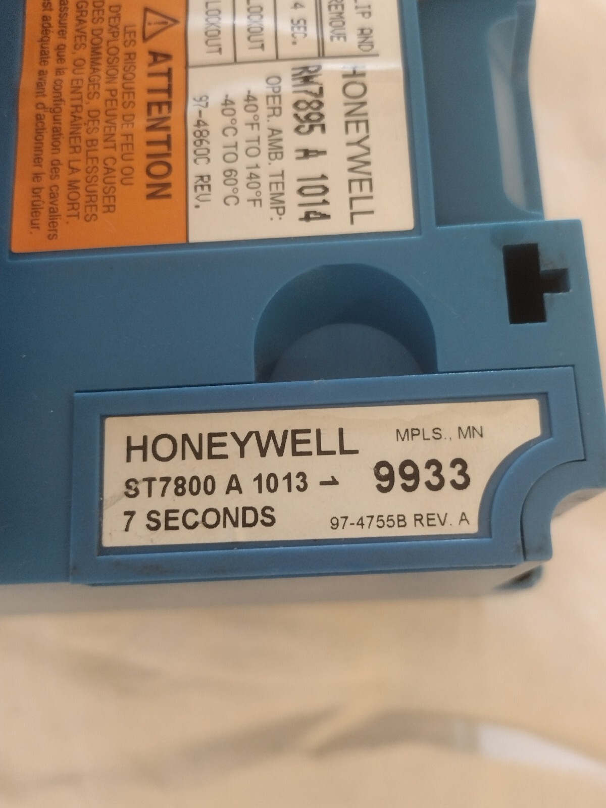 Honeywell RM7895 A 1014 Burner Control Complete System Tested Working