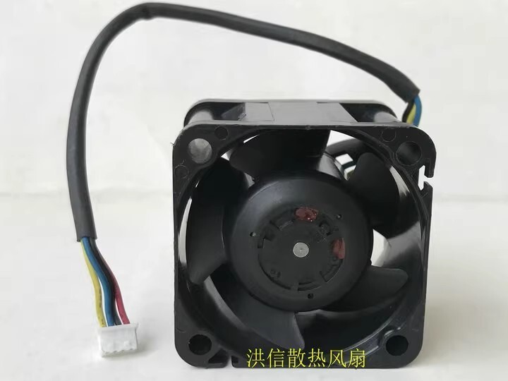 Nidec W38S12BUA5-07Z81 12V 0.70A 38*38*28MM 4-Pin PWM Dual Ball Cooling Fan