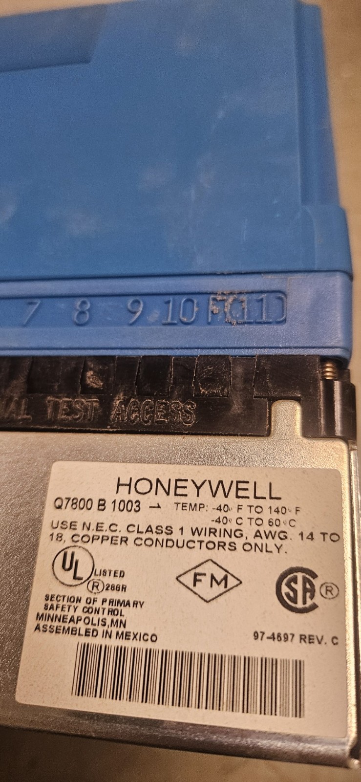 Honeywell RM7890A1015 Burner Control 120V & Honeywell Q7800B1003
