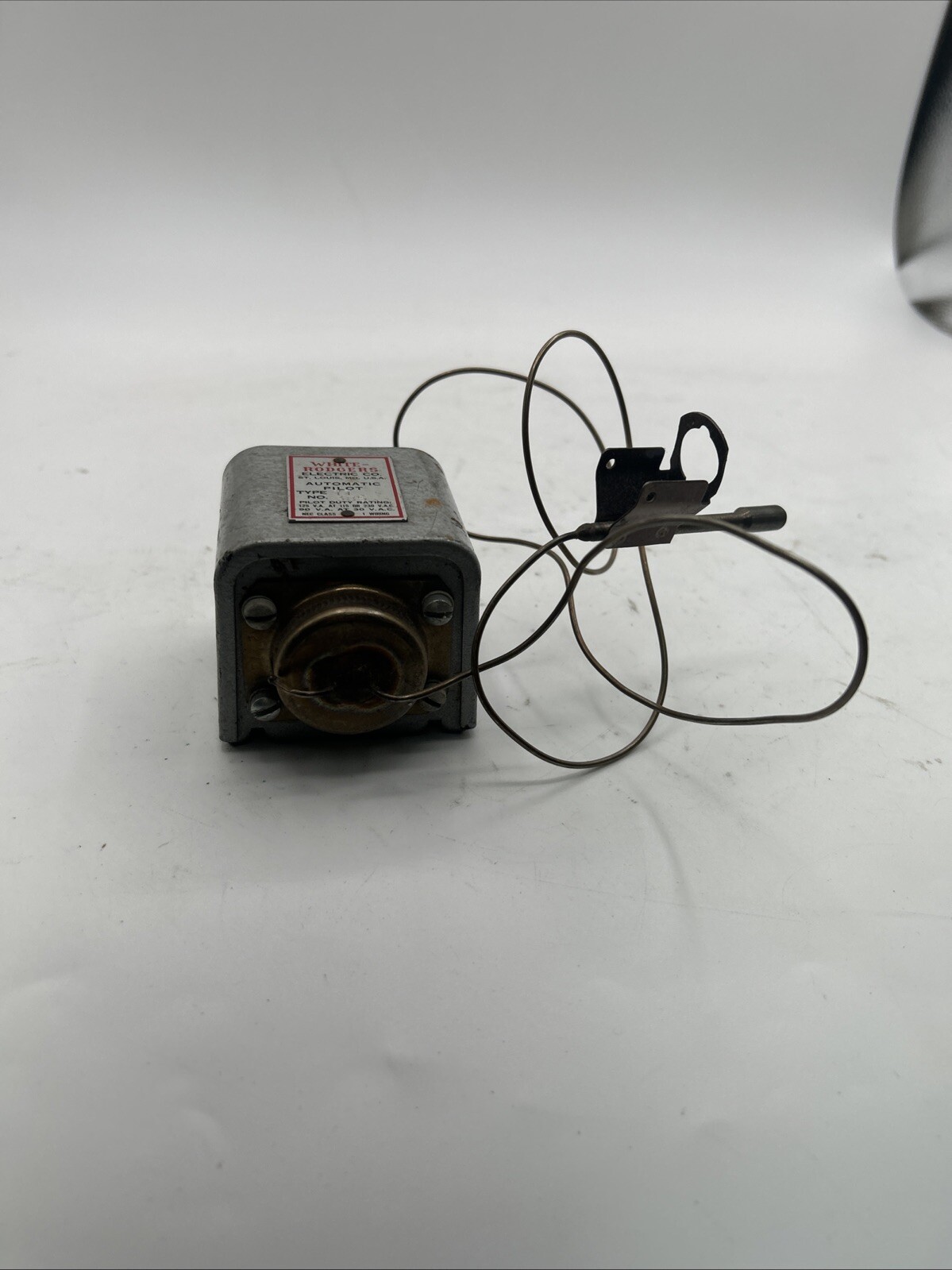 WHITE-RODGERS Type 77 NO. 385 Automatic Pilot See Pics 30 Days Warranty