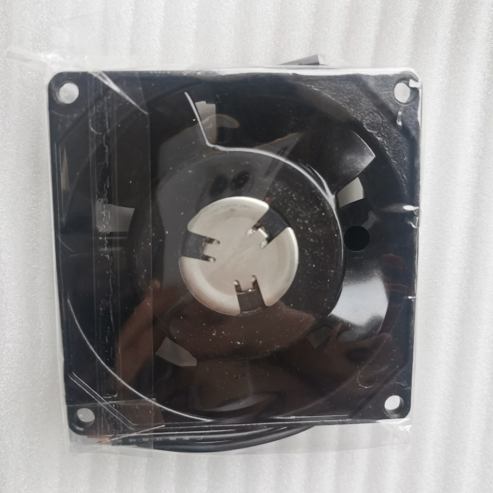 1PC 208-240V 80*80*38 8cm fan 126LF0181000 Axial flow fan