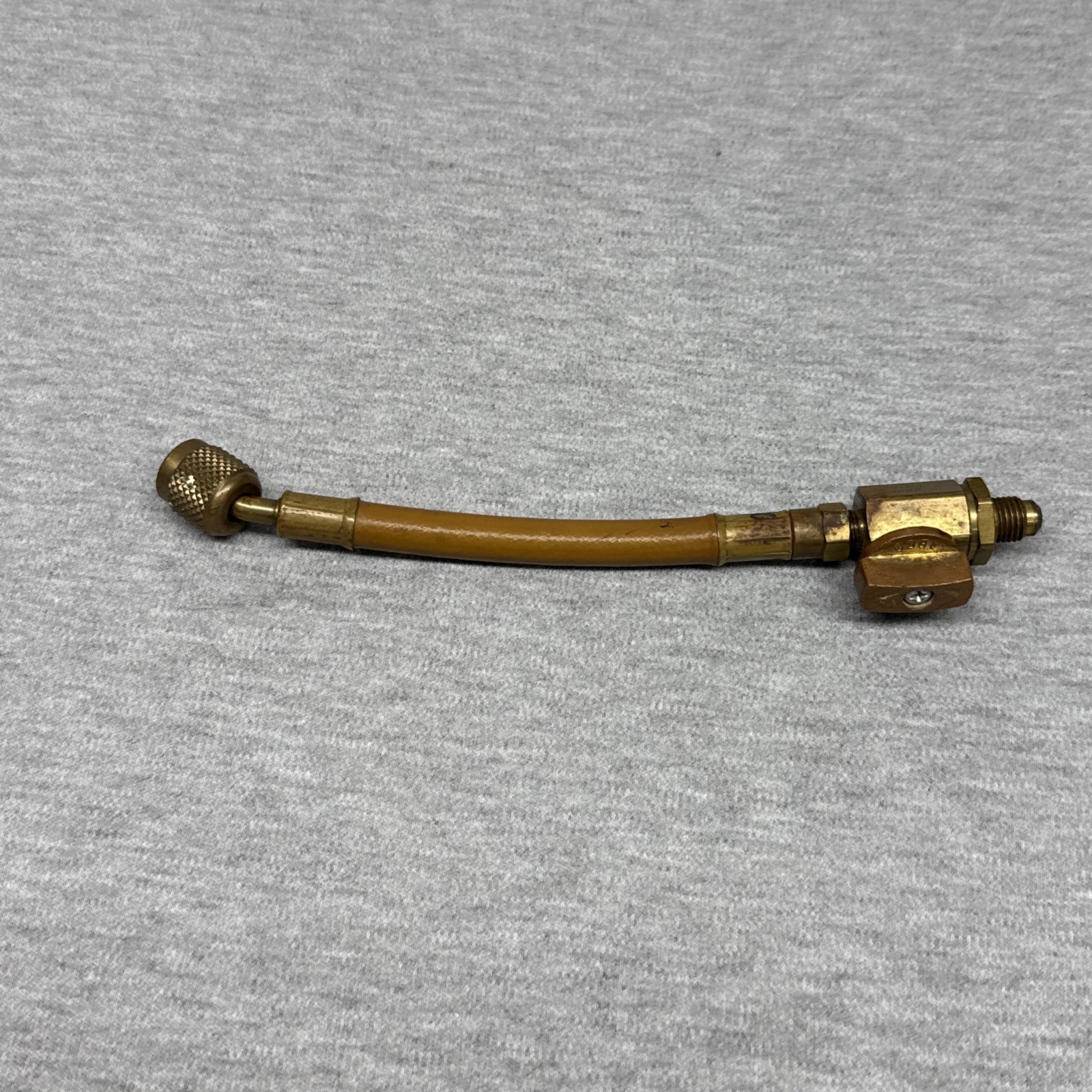 JB INDUSTRIES CLV-6Y Kobra Yellow 6 in. Whip End Hose – With Ball Valve